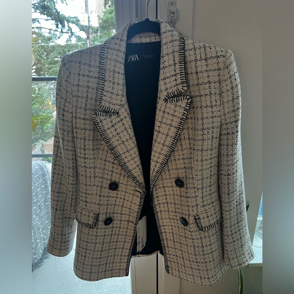 NEW with tags - Zara Blazer (size Small)